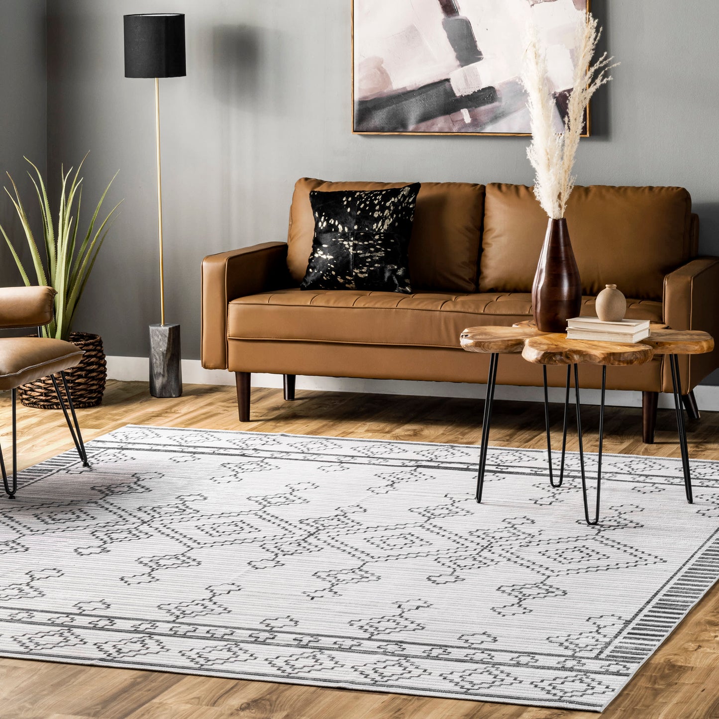Coraline Washable Diamond Rug | Ivory